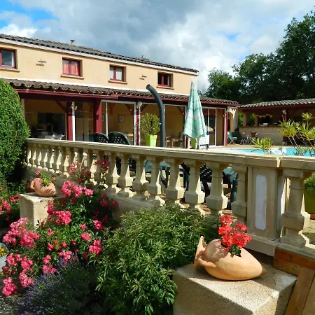 לינה וארוחת בוקר Le Clos Des Dryades S