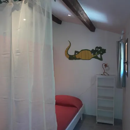 לינה וארוחת בוקר Le Clos Des Dryades S 3*